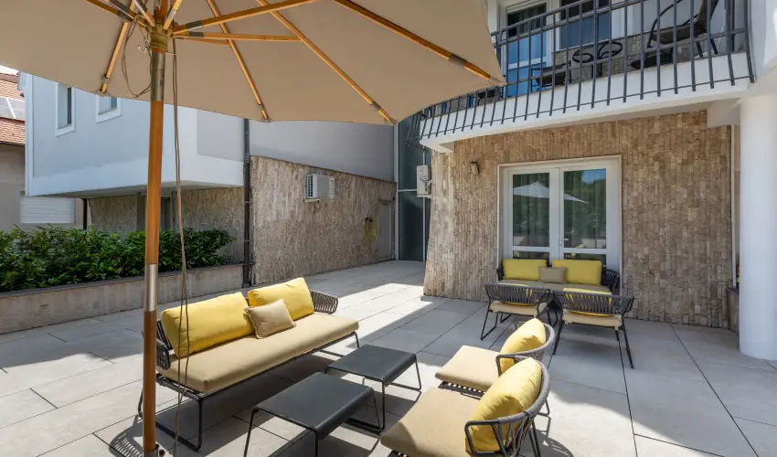 Holiday Club Apartman Hotel H�v�z H�v�z - P�nk�sd (min. 2 �j)