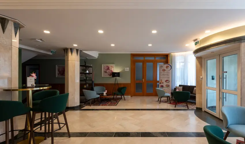Holiday Club Apartman Hotel H�v�z H�v�z - P�nk�sd (min. 2 �j)