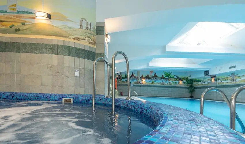 Holiday Club Apartman Hotel H�v�z H�v�z - P�nk�sd (min. 2 �j)