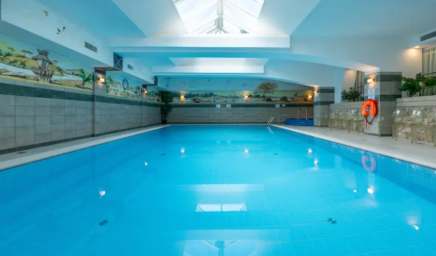 Holiday Club Apartman Hotel H�v�z H�v�z - P�nk�sd (min. 2 �j)