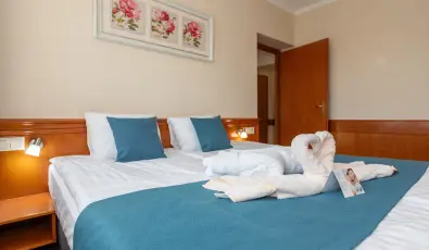 Holiday Club Apartman Hotel H�v�z H�v�z
