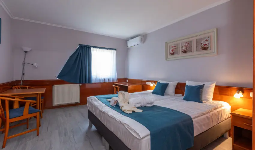 Holiday Club Apartman Hotel H�v�z H�v�z - P�nk�sd (min. 2 �j)