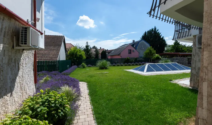 Holiday Club Apartman Hotel H�v�z H�v�z - P�nk�sd (min. 2 �j)