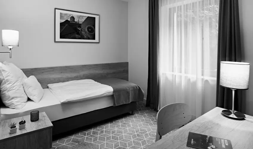 Hotel Adalbert - Szent Tam�s H�z Esztergom - P�nk�sd (min. 3 �j)