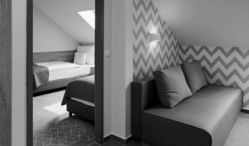 Hotel Adalbert - Szent Tam�s H�z Esztergom - P�nk�sd (min. 3 �j)
