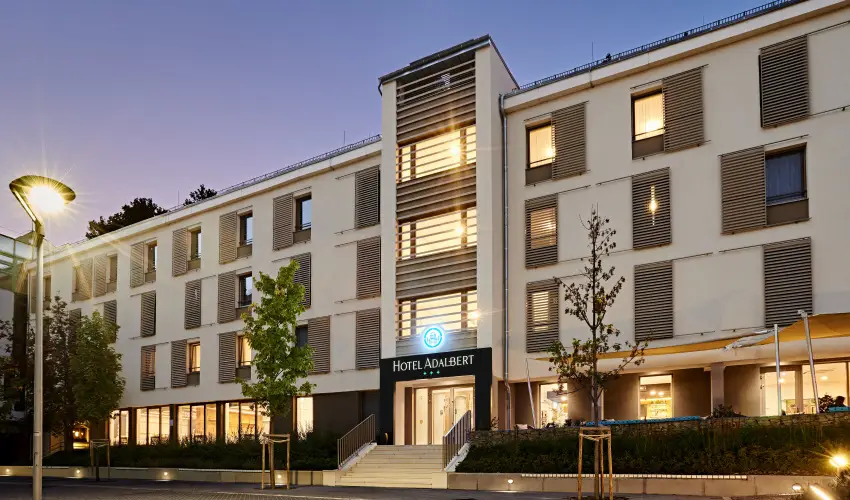 Hotel Adalbert - Szent Tams Hz Esztergom - Pnksd (min. 3 j)