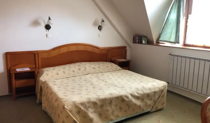 gnes Hotel Hvz - Pnksd 