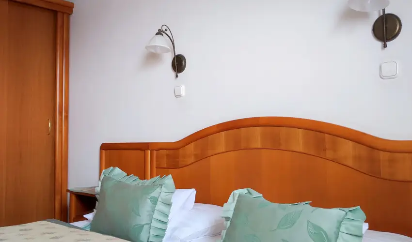 gnes Hotel Hvz - Pnksd 