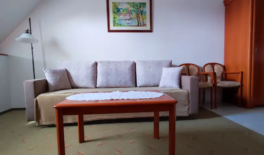 gnes Hotel Hvz - Pnksd 