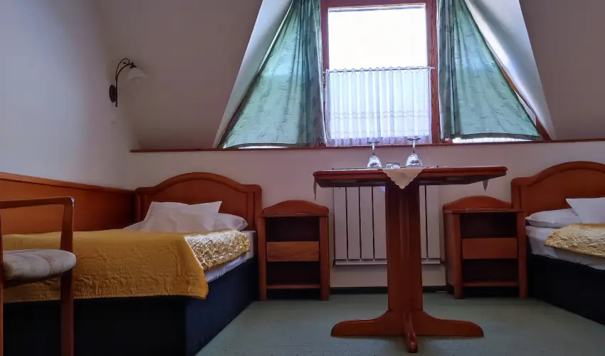 gnes Hotel Hvz - Pnksd 