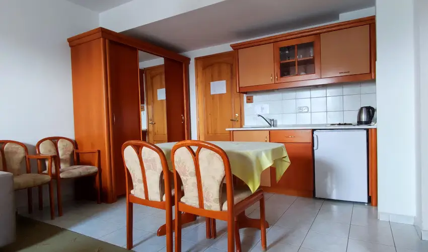 gnes Hotel Hvz - Pnksd 