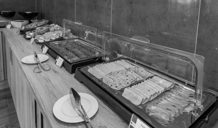 Akad�mia Hotel Balatonf�red - P�nk�sd (min. 2 �j)