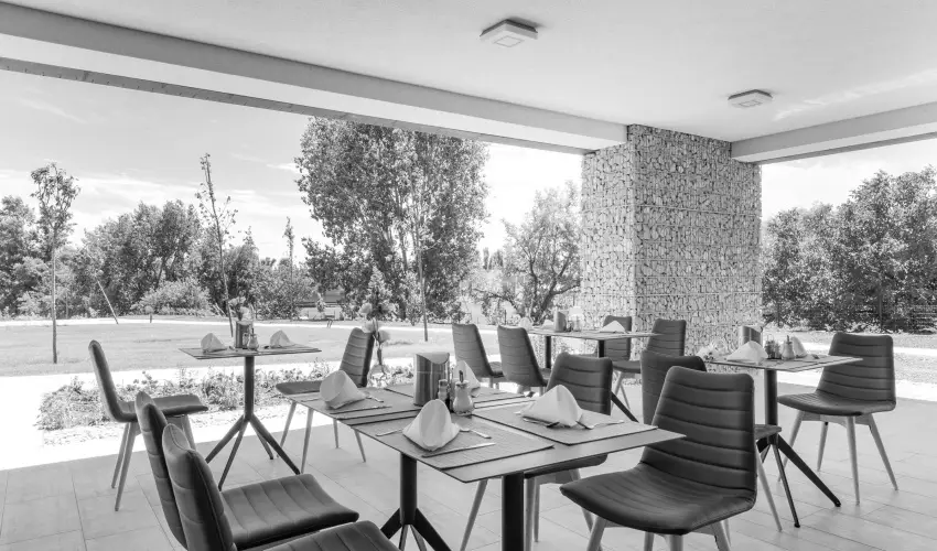 Akad�mia Hotel Balatonf�red - P�nk�sd (min. 2 �j)