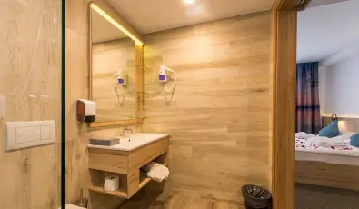 Akad�mia Hotel Balatonf�red