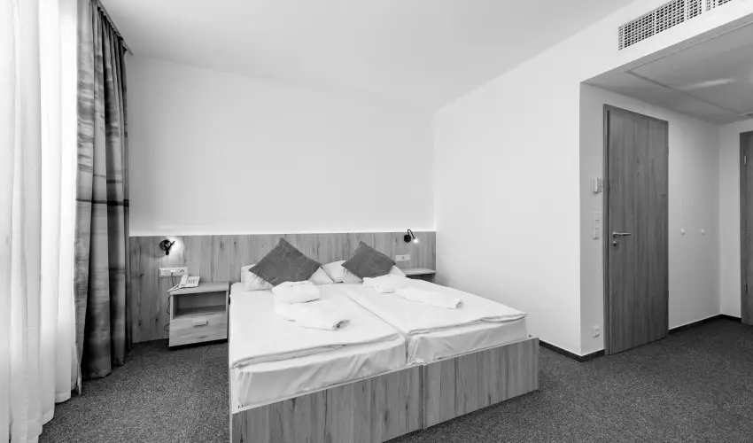 Akad�mia Hotel Balatonf�red - P�nk�sd (min. 2 �j)