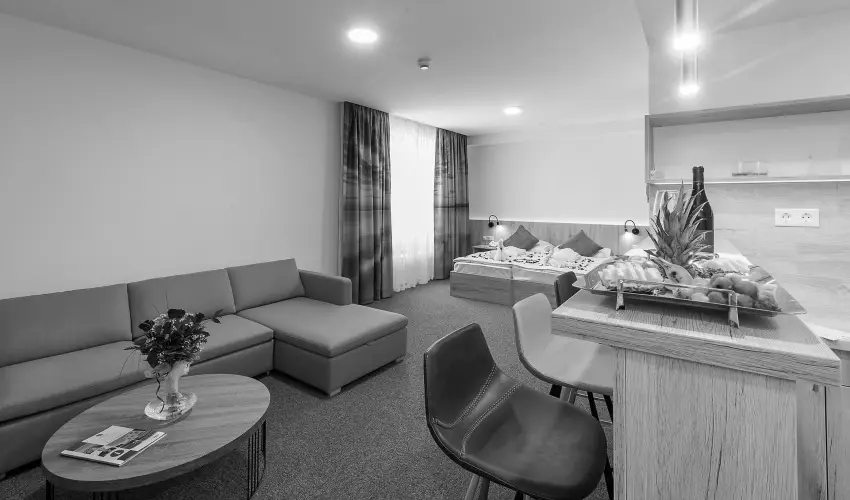 Akad�mia Hotel Balatonf�red - P�nk�sd (min. 2 �j)