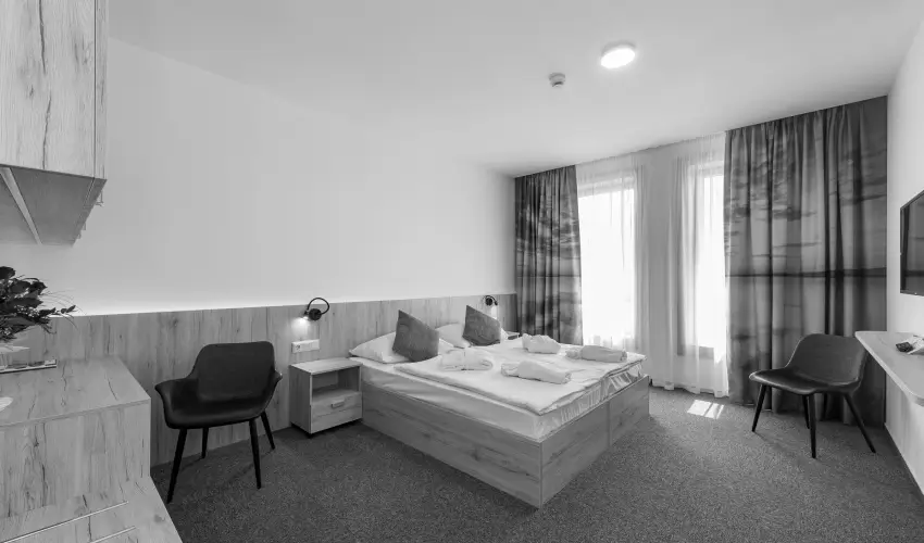 Akad�mia Hotel Balatonf�red - P�nk�sd (min. 2 �j)