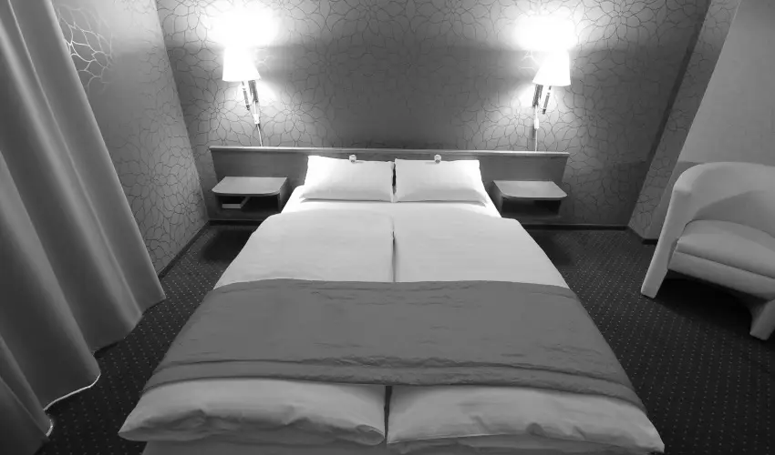 Amadeus Szlloda Budapest - Pnksd 