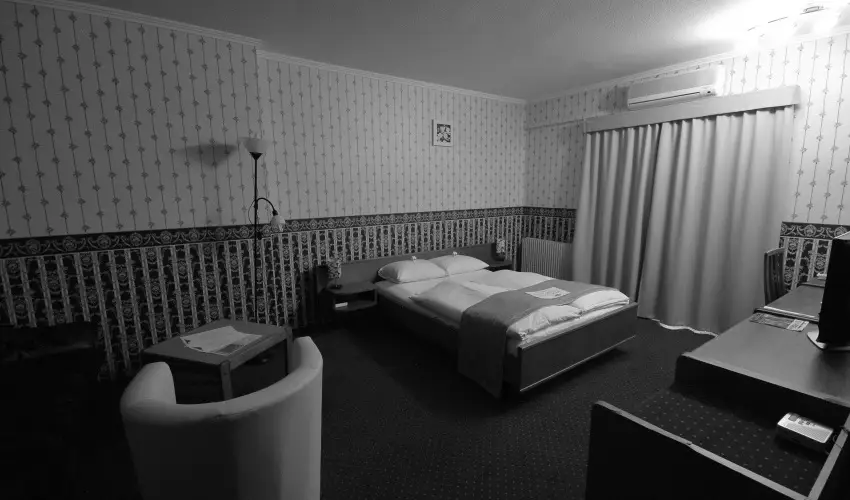 Amadeus Szlloda Budapest - Pnksd 