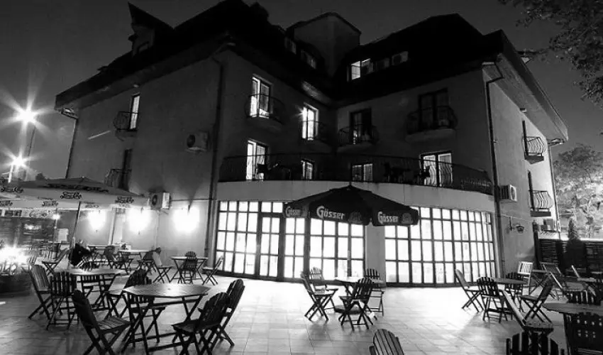 Amadeus Szlloda Budapest - Pnksd 