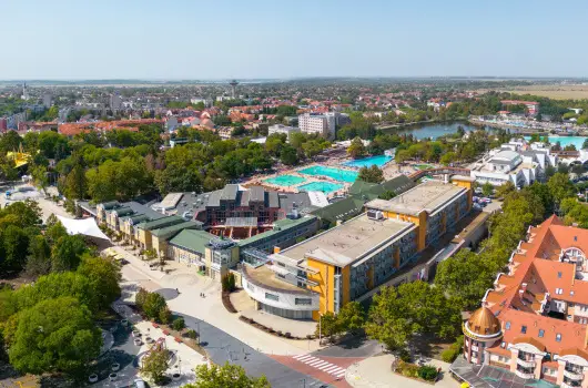 Hunguest Hotel Aqua-Sol - P�nk�sdi h�tv�ge Hajd�szoboszl�n (min. 2 �j) 