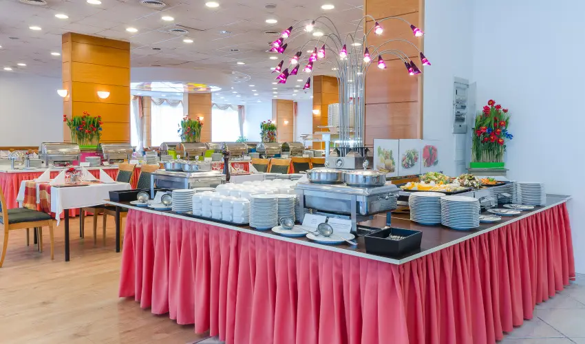 Hunguest Hotel Aqua-Sol Hajd�szoboszl� - P�nk�sdi h�tv�ge Hajd�szoboszl�n (min. 2 �j) 
