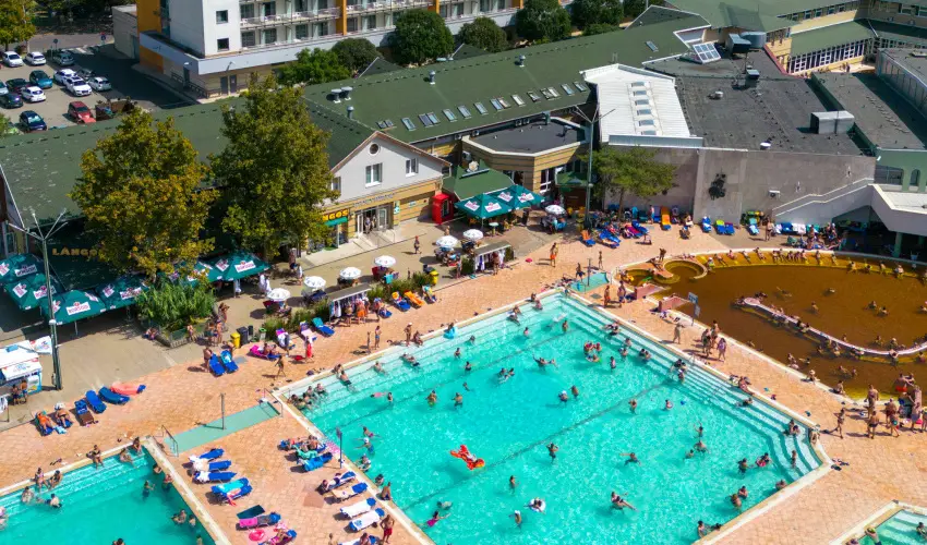 Hunguest Hotel Aqua-Sol Hajd�szoboszl� - P�nk�sdi h�tv�ge Hajd�szoboszl�n (min. 2 �j) 