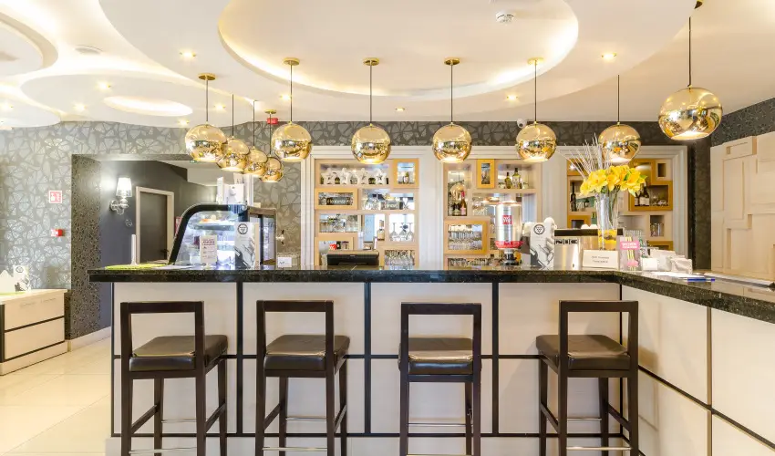 Hotel Aurum Family Hajdszoboszl - Pnksd (min. 3 j)