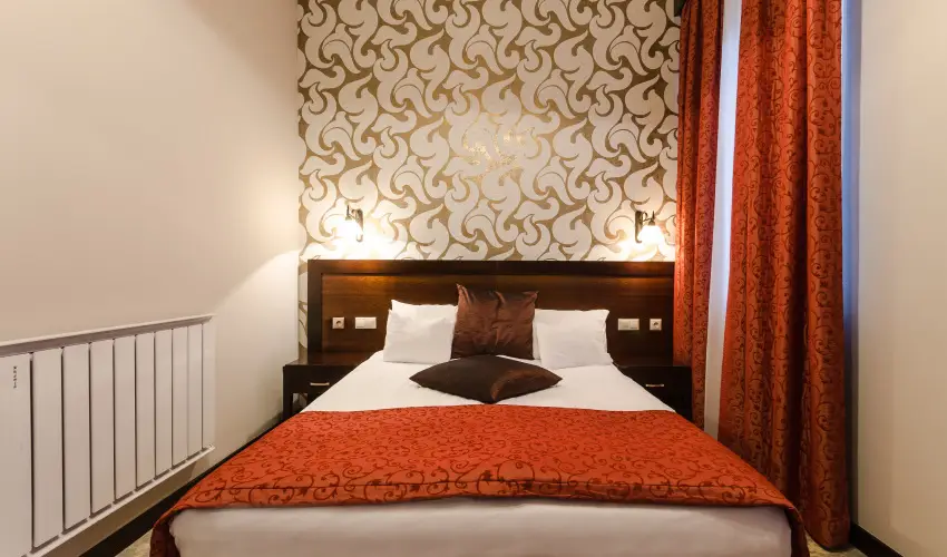 Hotel Aurum Hajd�szoboszl� - P�nk�sd (min. 3 �j)