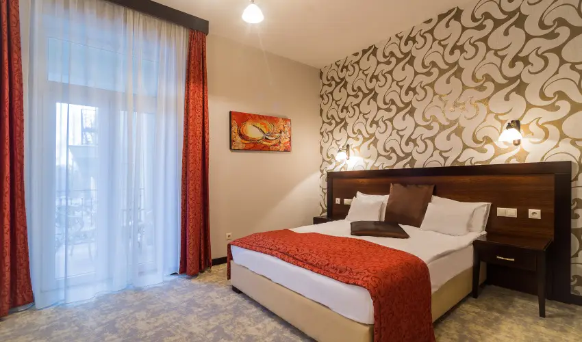 Hotel Aurum Hajd�szoboszl� - P�nk�sd (min. 3 �j)