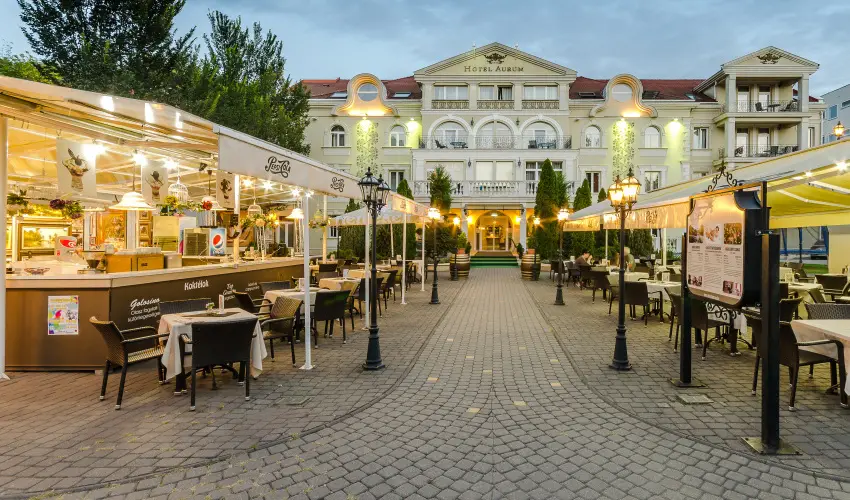 Hotel Aurum Hajd�szoboszl� - P�nk�sd (min. 3 �j)