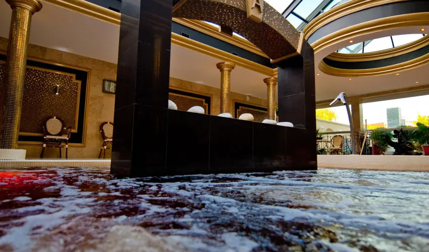 Hotel Aurum Hajd�szoboszl� - P�nk�sd (min. 3 �j)