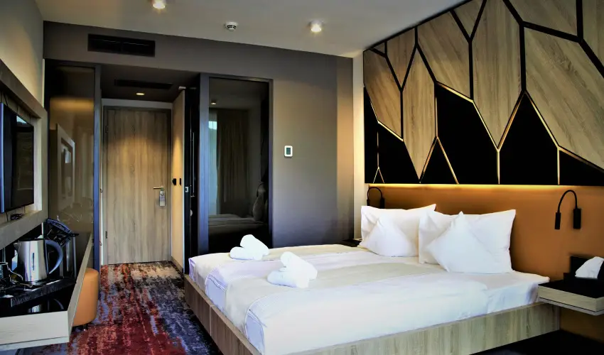 Avar Hotel Mtrafred - Pnksd 