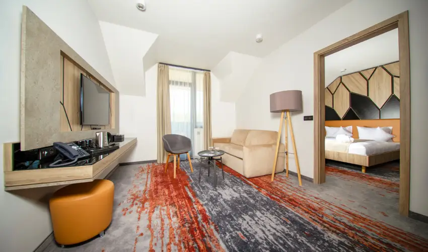 Avar Hotel Mtrafred - Pnksd 