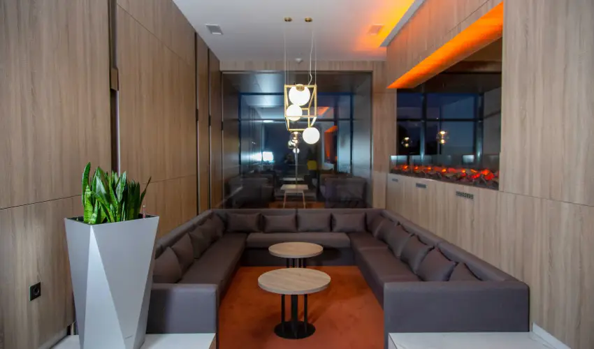 Avar Hotel Mtrafred - Pnksd 