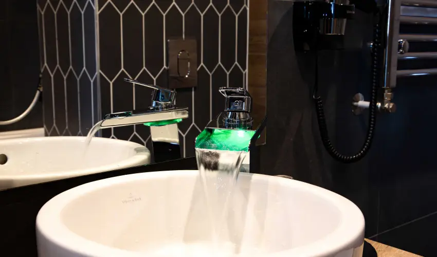 Avar Hotel Mtrafred - Pnksd 