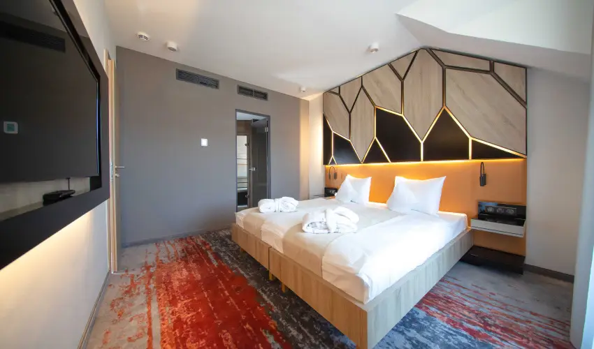 Avar Hotel Mtrafred - Pnksd 