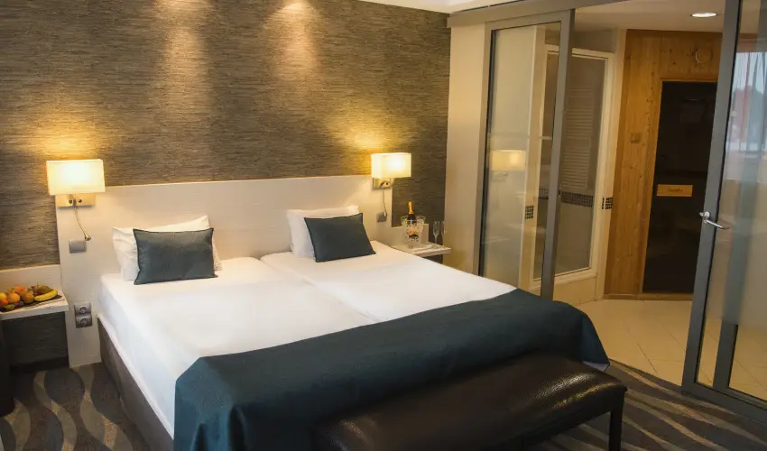 Hotel Azr Sifok - Pnksd - specilis elrefizetssel (min. 3 j)