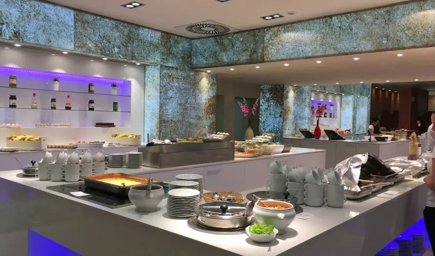 Hotel Azr Sifok - Pnksd - specilis elrefizetssel (min. 3 j)