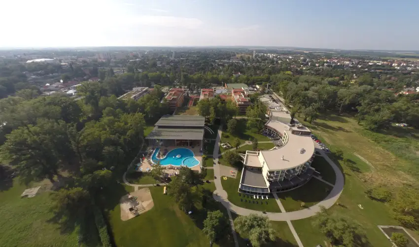 Hotel Azr Sifok - Pnksd - specilis elrefizetssel (min. 3 j)