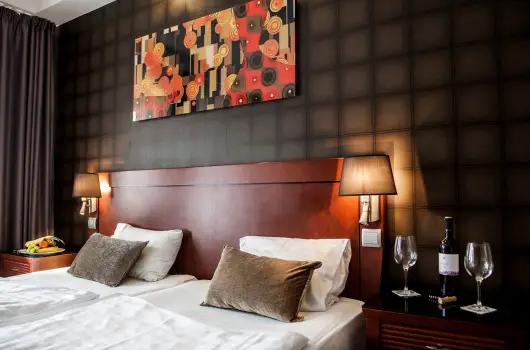 Hotel Azr - Pnksd (min. 3 j)