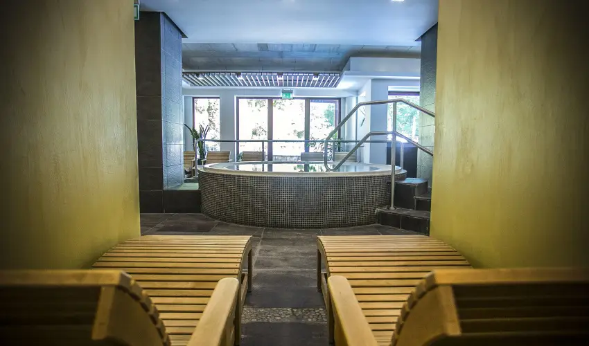 Hotel Bassiana Srvr - Pnksd (min. 3 j)