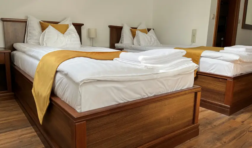 Hotel Bassiana Srvr - Pnksd (min. 3 j)