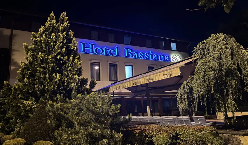 Hotel Bassiana Srvr - Pnksd (min. 3 j)
