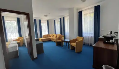 Hotel Bassiana Srvr