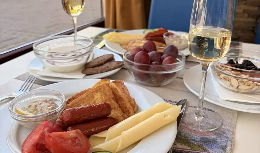 Hotel Bassiana S�rv�r - P�nk�sd (min. 3 �j)