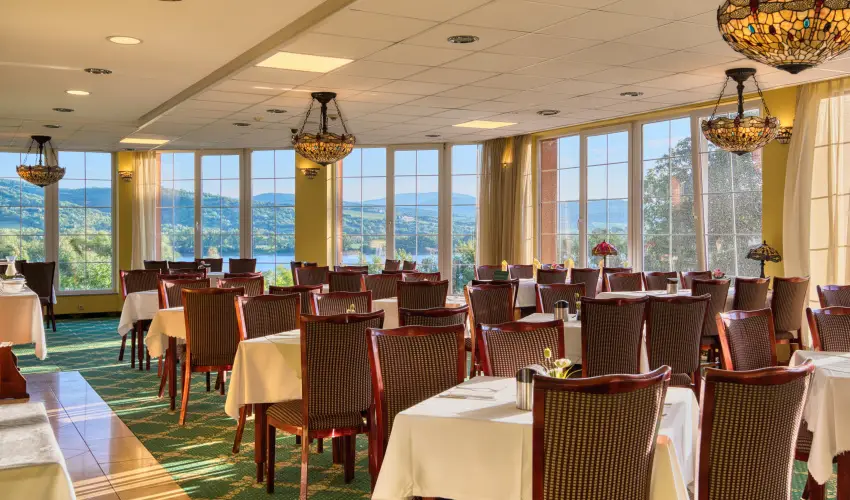 Hotel Bellevue Esztergom - P�nk�sd