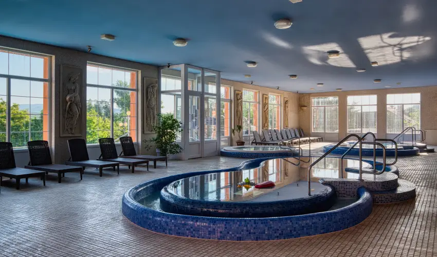 Hotel Bellevue Esztergom - P�nk�sd