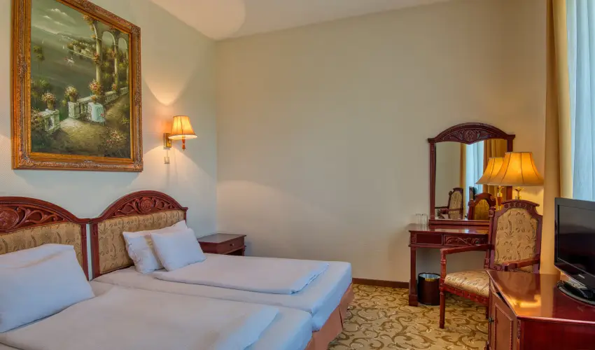 Hotel Bellevue Esztergom - P�nk�sd