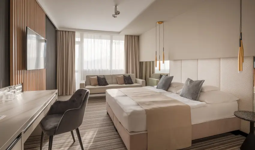 Hotel Bodrog Wellness & Elix Spa S�rospatak - P�nk�sd - teljes el�refizet�ssel (min. 2 �j)